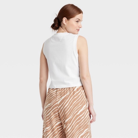 SOLD - Muscle Tank Top - Picture 2 of 3